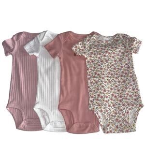 Carters Baby Girl 4-pack multicolor bodysuit SZ/12 Month